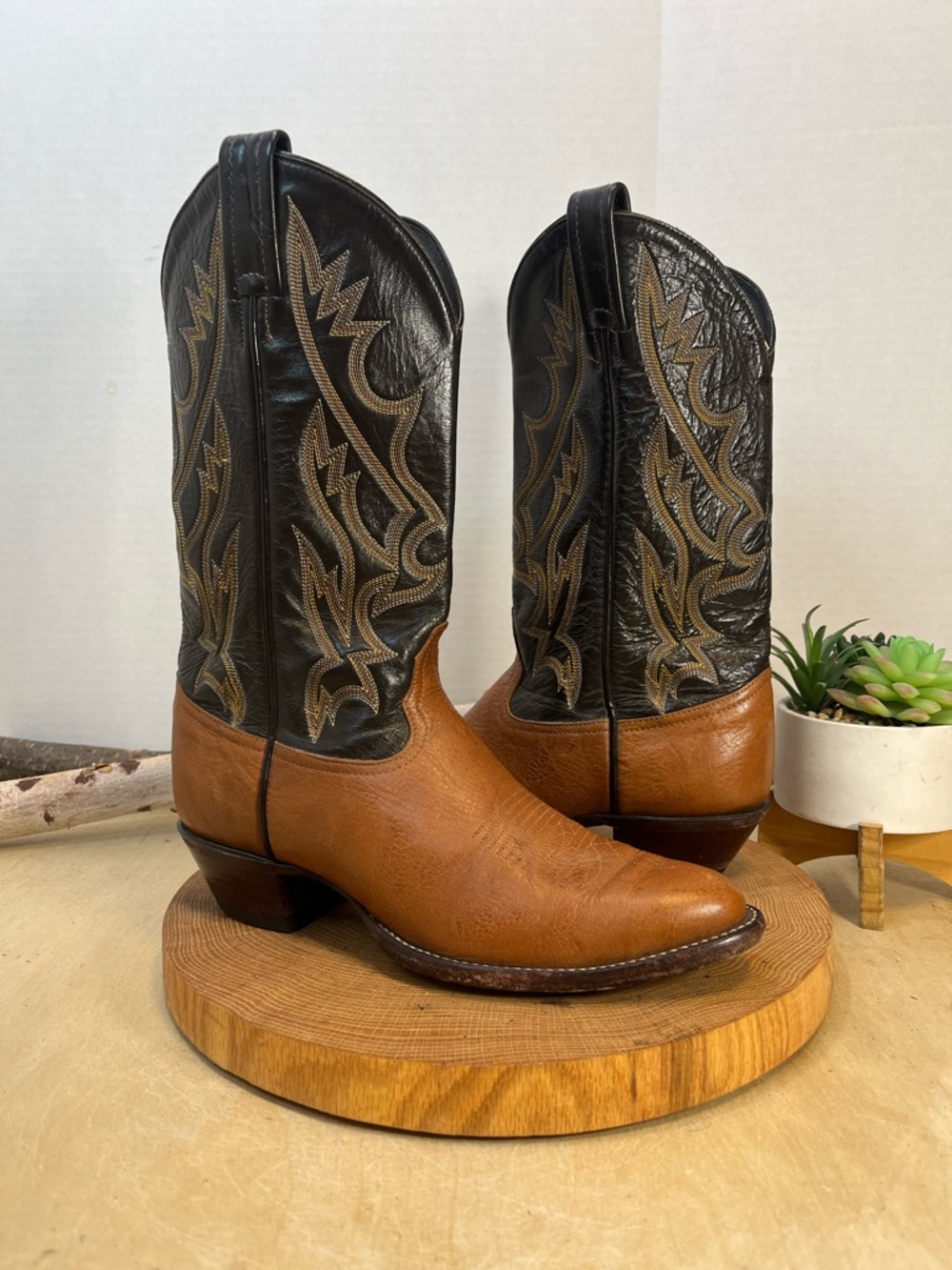 Vintage Tony Lama 1160 Duo Color Western Boots Style 1160 Size 7.5B